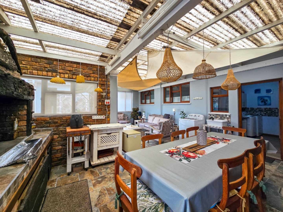 4 Bedroom Property for Sale in Stilbaai Wes Western Cape